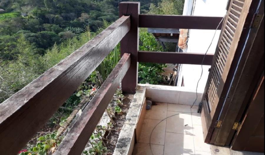 Petrópolis/RJ - Bonsucesso - Casa com 94m² Leilão Banco Inter, localizado em Petrópolis - RJ, bairro Bonsucesso