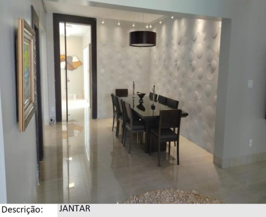 Patos de Minas/MG - Alto dos Caiçaras - Casa com 790m² Leilão Banco Inter, localizado em Patos De Minas - MG, bairro Alto dos Caiçaras