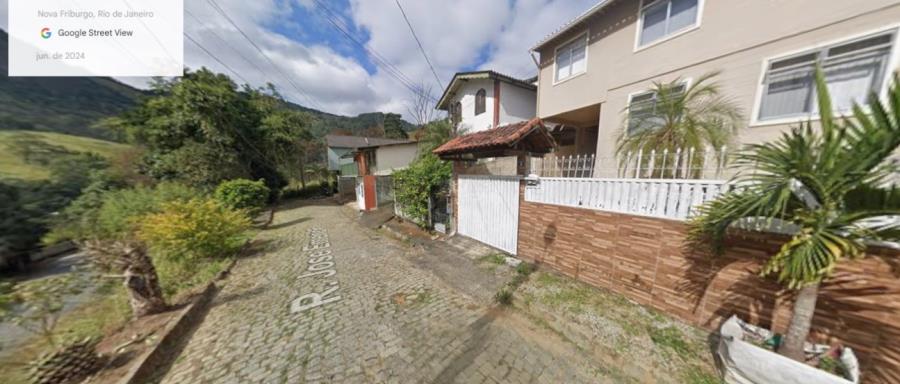 Nova Friburgo/RJ - Amparo - Casa em área com 171m² Leilão Banco Inter, localizado em Nova Friburgo - RJ, bairro Amparo