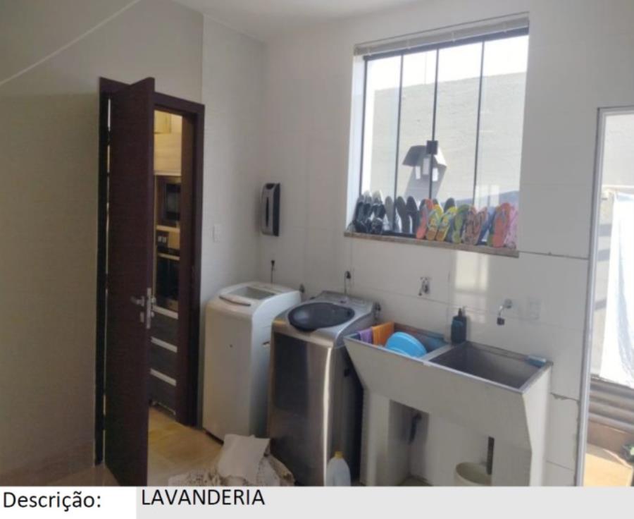 Patos de Minas/MG - Alto dos Caiçaras - Casa com 790m² Leilão Banco Inter, localizado em Patos De Minas - MG, bairro Alto dos Caiçaras