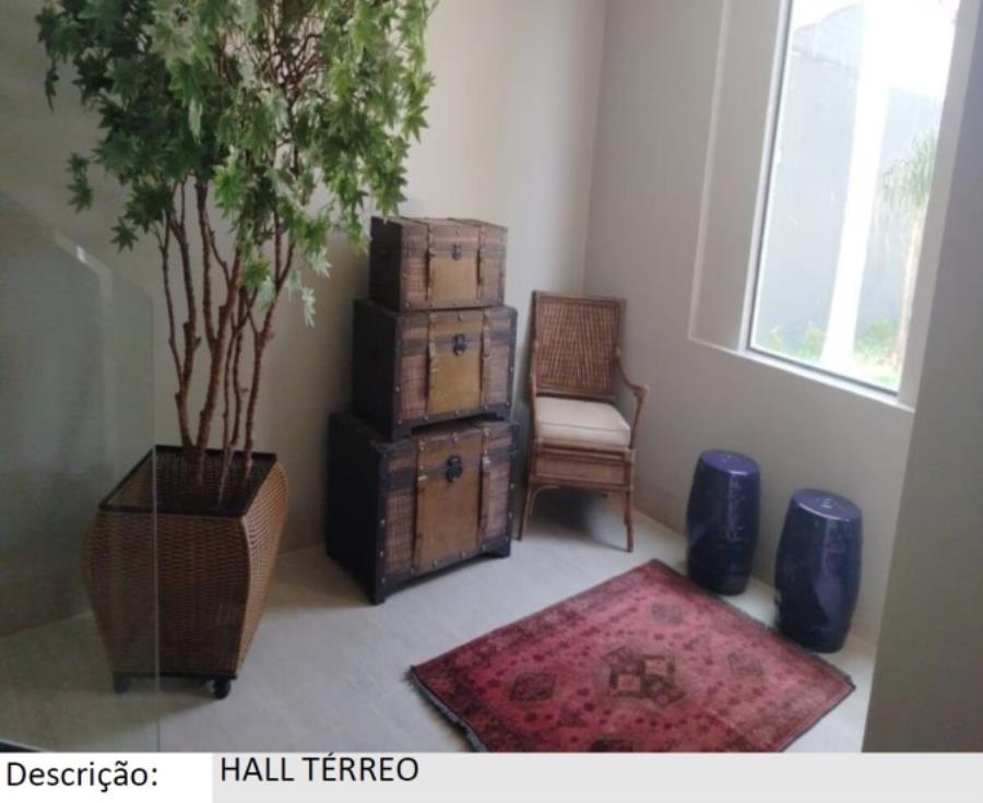 Patos de Minas/MG - Alto dos Caiçaras - Casa com 790m² Leilão Banco Inter, localizado em Patos De Minas - MG, bairro Alto dos Caiçaras