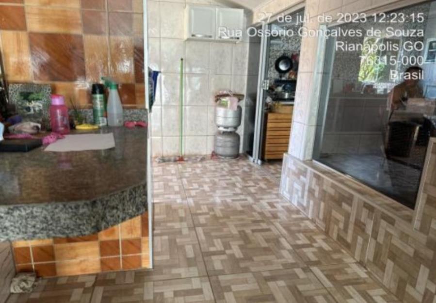 Rianápolis/GO - Setor Arlindo Silva - Casa com 294m² Leilão Banco Inter, localizado em Rianápolis - GO, bairro Setor Arlindo Silva