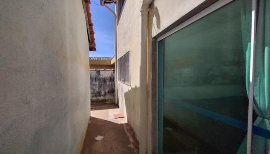 Porto Ferreira/SP - Jardim Alto da Serrra D'Água - Casa com 200m² Leilão Banco Inter, localizado em Porto Ferreira - SP, bairro Jardim Alto da Serra D'água