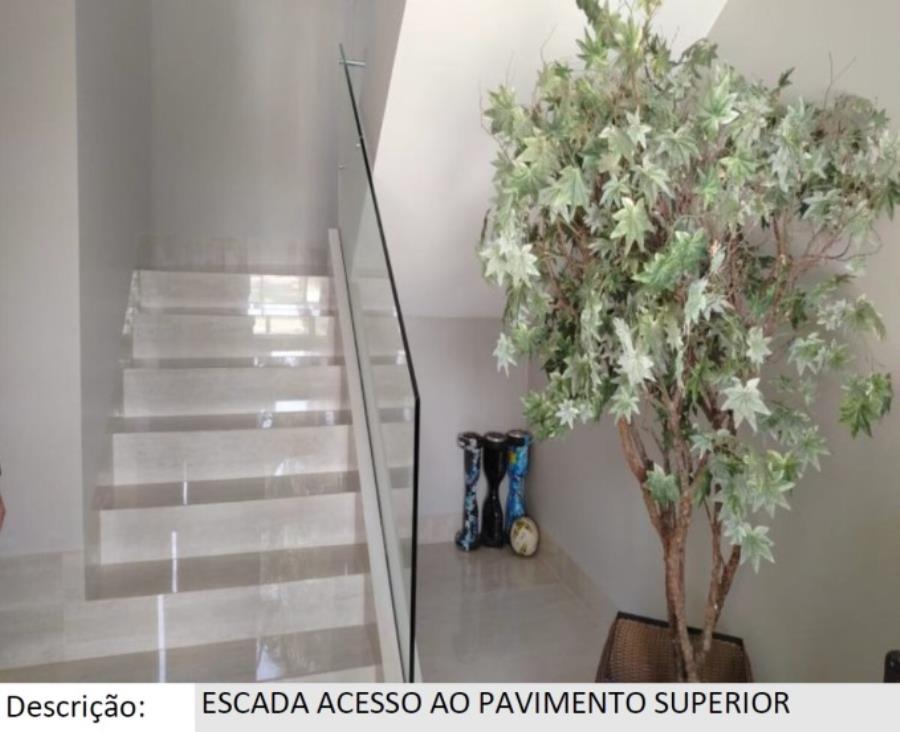 Patos de Minas/MG - Alto dos Caiçaras - Casa com 790m² Leilão Banco Inter, localizado em Patos De Minas - MG, bairro Alto dos Caiçaras
