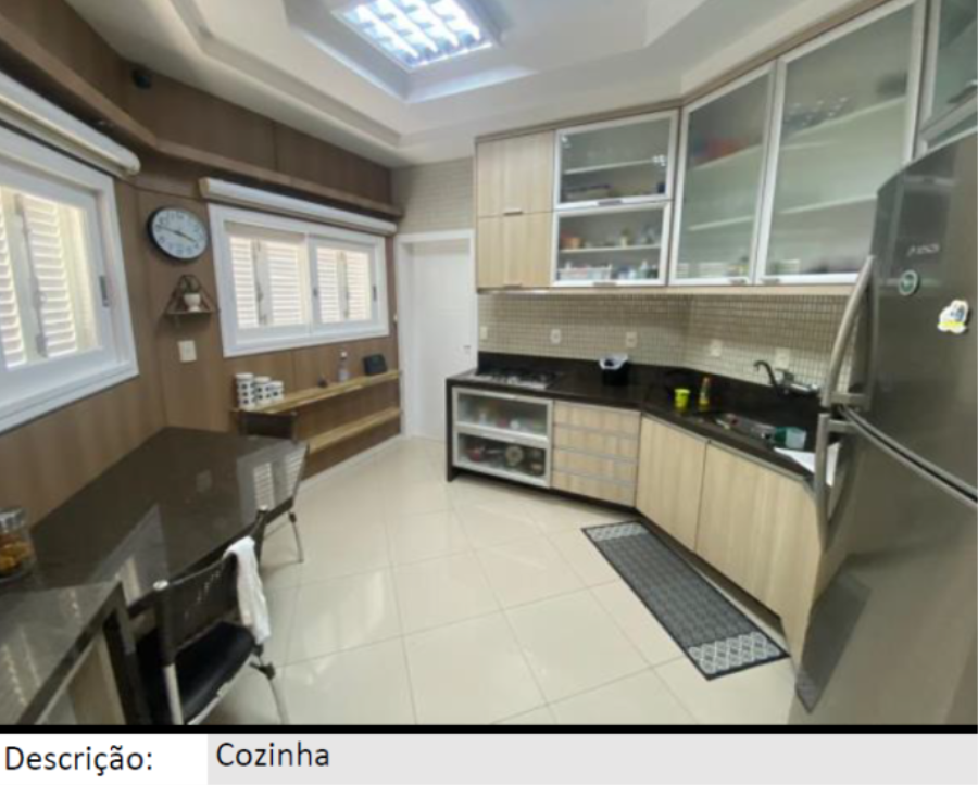 Içara/SC - 1º de Maio - Casa com 394m² Leilão Banco Inter, localizado em Içara - SC